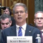 ग्रीनलैंड पर अमेरिकी नजर? दावोस में मंत्री बेसेंट के बयान से बढ़ी हलचल