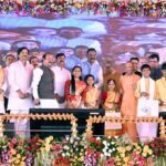 लखीमपुर दौरे में CM योगी के बड़े फैसले: विस्थापित परिवारों को अधिकार, ‘रविंद्र नगर’ नामकरण और विपक्ष पर हमला