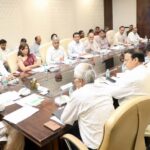 मुख्यमंत्री डॉ. यादव का निर्देश: गांवों में रात्रि विश्राम करें और कार्यों का निरीक्षण करें