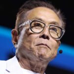 रॉबर्ट कियोसाकी बोले- मैंने चेतावनी दी थी, अब मेरी भविष्यवाणी हो रही है सच