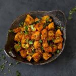 कच्चे केले की सूखी सब्जी: देसी मसालों के साथ बनने वाली स्वादिष्ट और हेल्दी रेसिपी