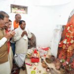 मुख्यमंत्री ख्यमंत्री  विष्णुदेव साय ने ऐतिहासिक चतुर्भुज विष्णु मंदिर में की पूजा-अर्चना, प्रदेश की सुख-समृद्धि की कामना