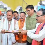 सुशासन तिहार के दौरान ग्रामीणों से किया आत्मीय संवाद, योजनाओं की जमीनी स्थिति की ली जानकारी