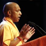 लालू व मुलयाम सिंह यादव की वर्तमान पीढ़ी कांग्रेस का चाबुक भूलकर उसी के साये में कर रही राजनीति